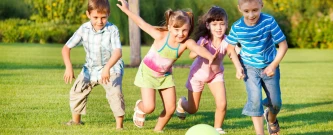 Arrecadação de brinquedos e doces para crianças do bairro jardin da colina
